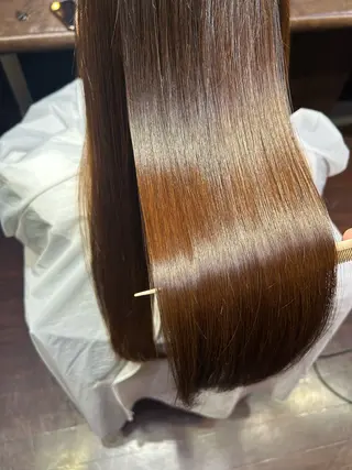 ロング 福岡美髪研究所Knops所属・福岡美髪研究所 Knops 浦川静香のヘアスタイル