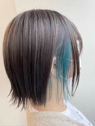 ショート カラー デザインカラー🎉 sumi（スミ）のヘアスタイル