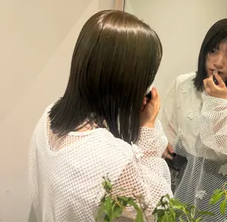 ミディアム カラー 中村 彩奈のヘアスタイル