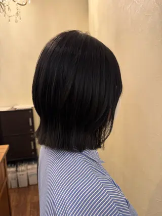 ショート opsia所属・艶カラー×レイヤー Natsumiのヘアスタイル