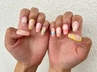 セミロング ネイル ✴︎ Delightのネイルデザイン