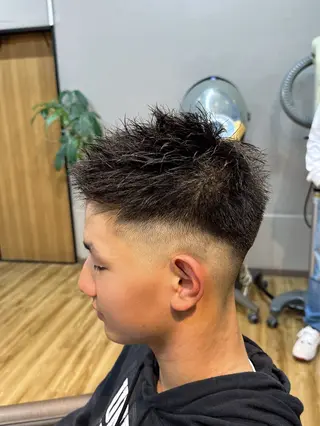 メンズ arika オケシ　リョウダイのヘアスタイル