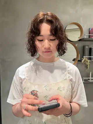 ショート カラー パーマ アンニュイヘア🪽 ayumiのヘアスタイル