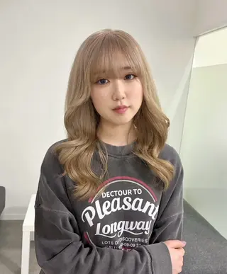 カラー 森瀬 紗都のヘアスタイル