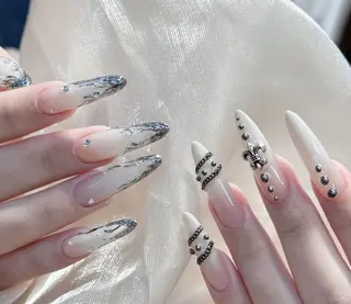 ネイル 💫 Tsuki_Nailのネイルデザイン
