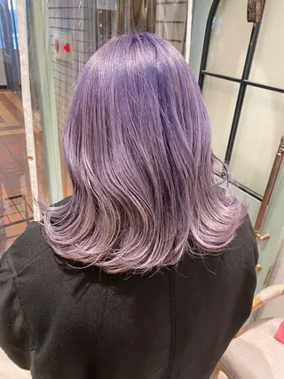 セミロング カラー NaVIユウジ ブリーチカラーのヘアスタイル