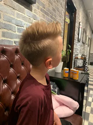 ショート メンズ キッズ million bucks barber shop 神田店所属・Mr.Ken /ショートパーマのヘアスタイル