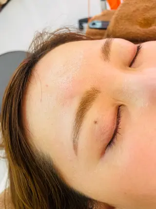 アイブロウ Madokaria Nのマツエク・マツパデザイン