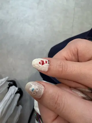 ネイル R'well所属・はばすみれ🎀ﾈｲﾙ 光ﾌｪｲｼｬﾙ ﾍｱのネイルデザイン