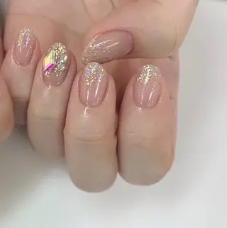 ネイル アトリエ　ミモザ所属・いまむら あかりのネイルデザイン