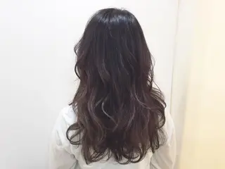 ロング カラー 服部 樹季のヘアスタイル