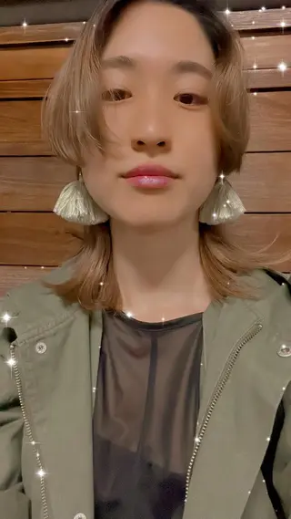 ミディアム モダーン北鎌倉所属・中溝 アカリのヘアスタイル