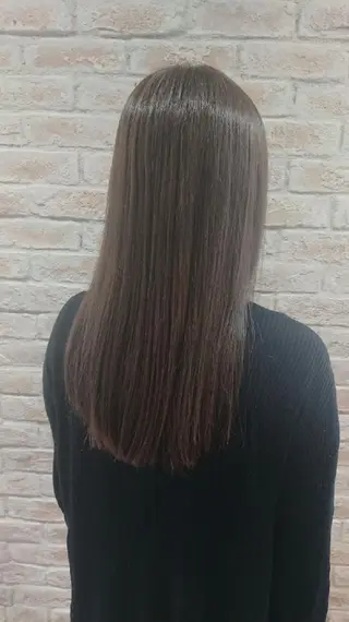 ロング カラー 赤松 摩美のヘアスタイル