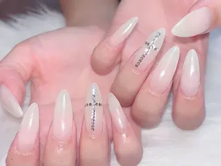 ネイル ネイルサロン Easenのネイルデザイン