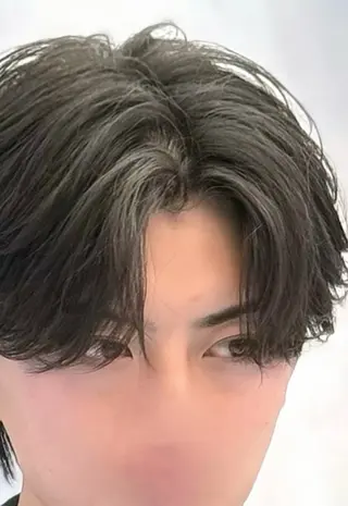 ミディアム メンズ カネコ ナナミのヘアスタイル