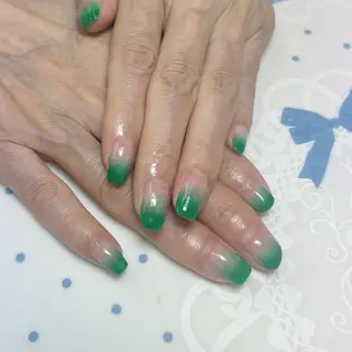 ネイル 仲宗根　凜 りとるうねるま所属のネイルデザイン