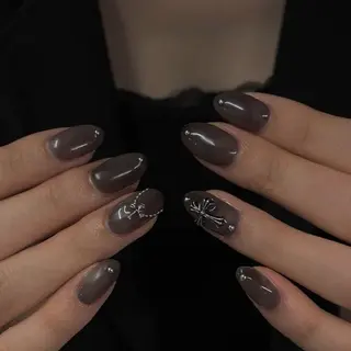 ネイル yuna@ mavie練習生☘️のネイルデザイン