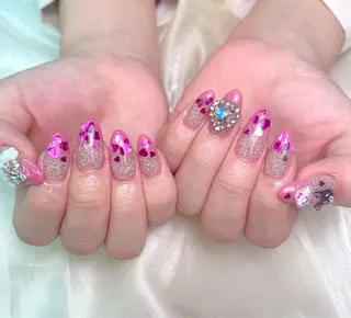 ネイル lucky nail 歌舞伎町のネイルデザイン