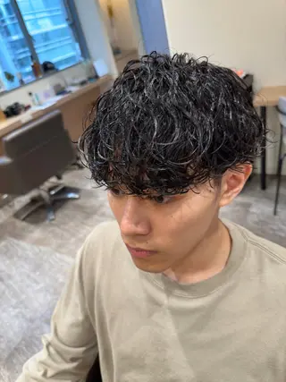 パーマ メンズ 【メンズパーマ】比嘉 啓人のヘアスタイル