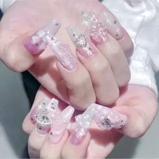 ネイル Hina 池袋 長だしチップ専門店のネイルデザイン