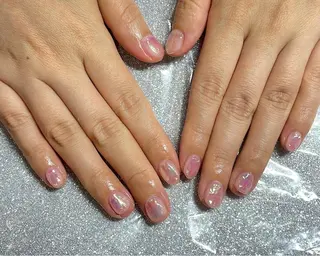 ネイル VIERU 🌈🎀💖のネイルデザイン