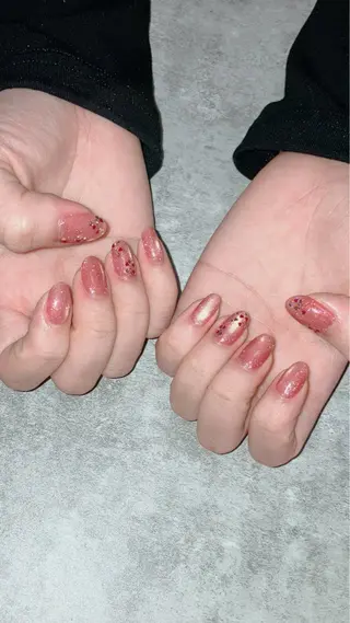 ネイル haleyume所属・shino🌟 痛ネイルのネイルデザイン
