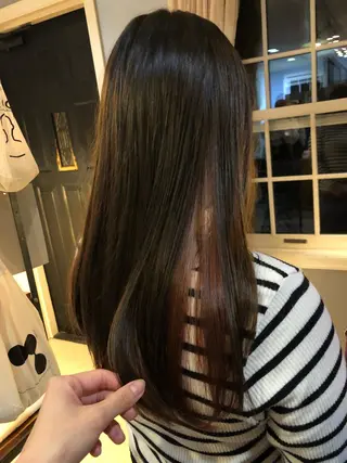 セミロング NOUN所属・eri kinjoのヘアスタイル