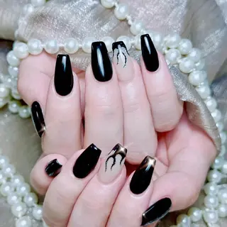 ネイル Hanya 🌈のネイルデザイン