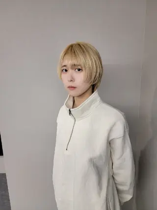 カラー ミディアム OMA　片岸 信征のヘアスタイル