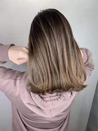 ミディアム _WHITE 天神店のヘアスタイル