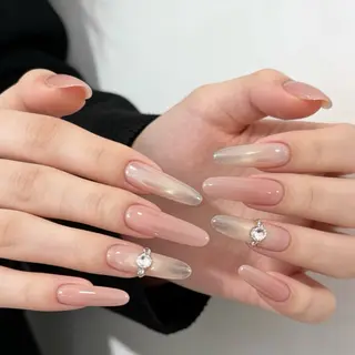 ネイル J&C Nail Salon吉祥寺所属・Yu  Ki ネイルのネイルデザイン