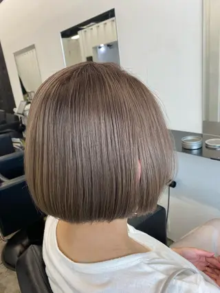 ショート ハイトーンエフェクト ブリーチいち丸のヘアスタイル
