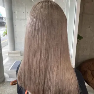 ロング カラー 横山 千夏のヘアスタイル
