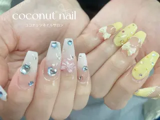 ネイル 神田 ココナッツのネイルデザイン