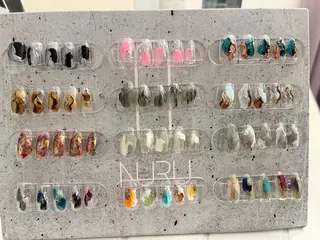 ネイル NURU NAIL ヌルネイル新宿のネイルデザイン