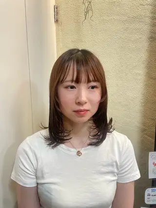 ミディアム 大庭 萌瑚のヘアスタイル
