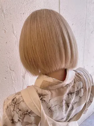 ショート カラー 小村 敏司のヘアスタイル