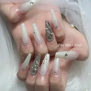 ネイル HANA 長さだしのネイルデザイン