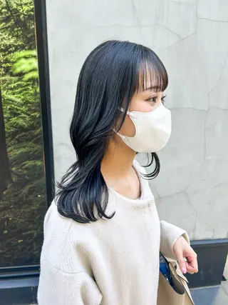 ミディアム カラー ヘアアレンジ yuka .のヘアスタイル