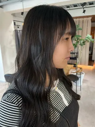 カラー aina / n.w.hのヘアスタイル