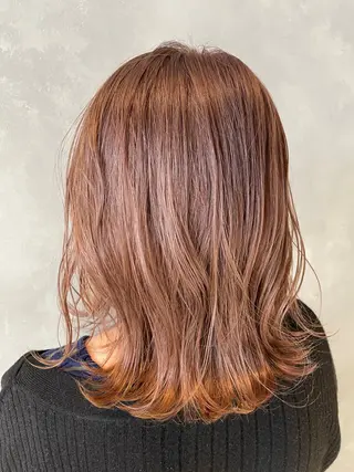 ミディアム 長谷川 沙紀のヘアスタイル