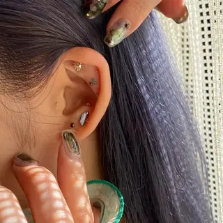 草加ニュアンスネイル 🌚hersのネイルデザイン