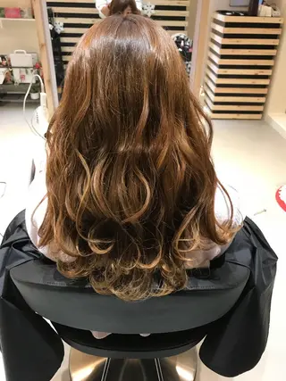 セミロング カラー 大久保 隆蔵のヘアスタイル