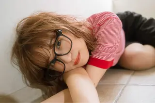 ミディアム カラー 髪質改善美容師 🪽YOSSYのヘアスタイル