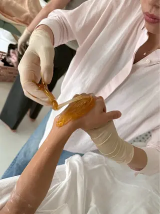 une所属・une シュガーリング脱毛のエステ・リラクイメージ