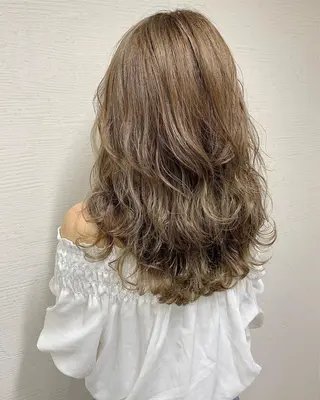 セミロング カラー ヘアアレンジ boutique misakiのヘアスタイル