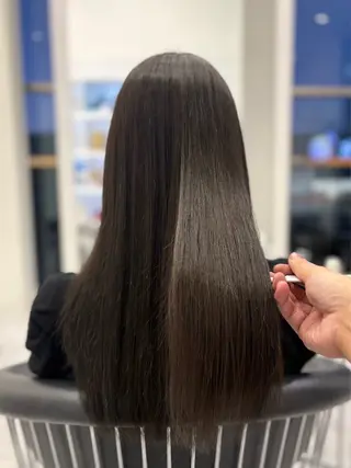 ロング カラー TopStyleSHIZUOKA所属・村尾咲季斗 髪質改善/縮毛矯正のヘアスタイル