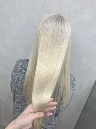 ロング カラー ハイトーン・ブリーチ ムラ修正　八須　錬のヘアスタイル