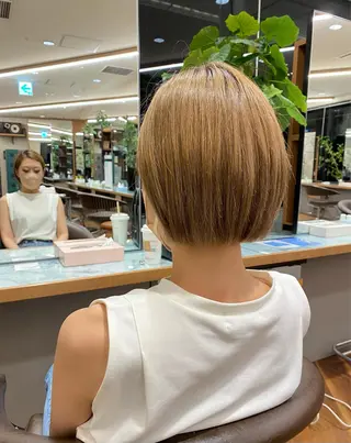 ショート カラー レイヤー/グレージュ メンズパーマのヘアスタイル