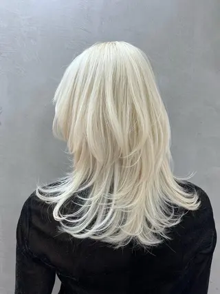 セミロング Viot 銀座 樋口 桃佳のヘアスタイル